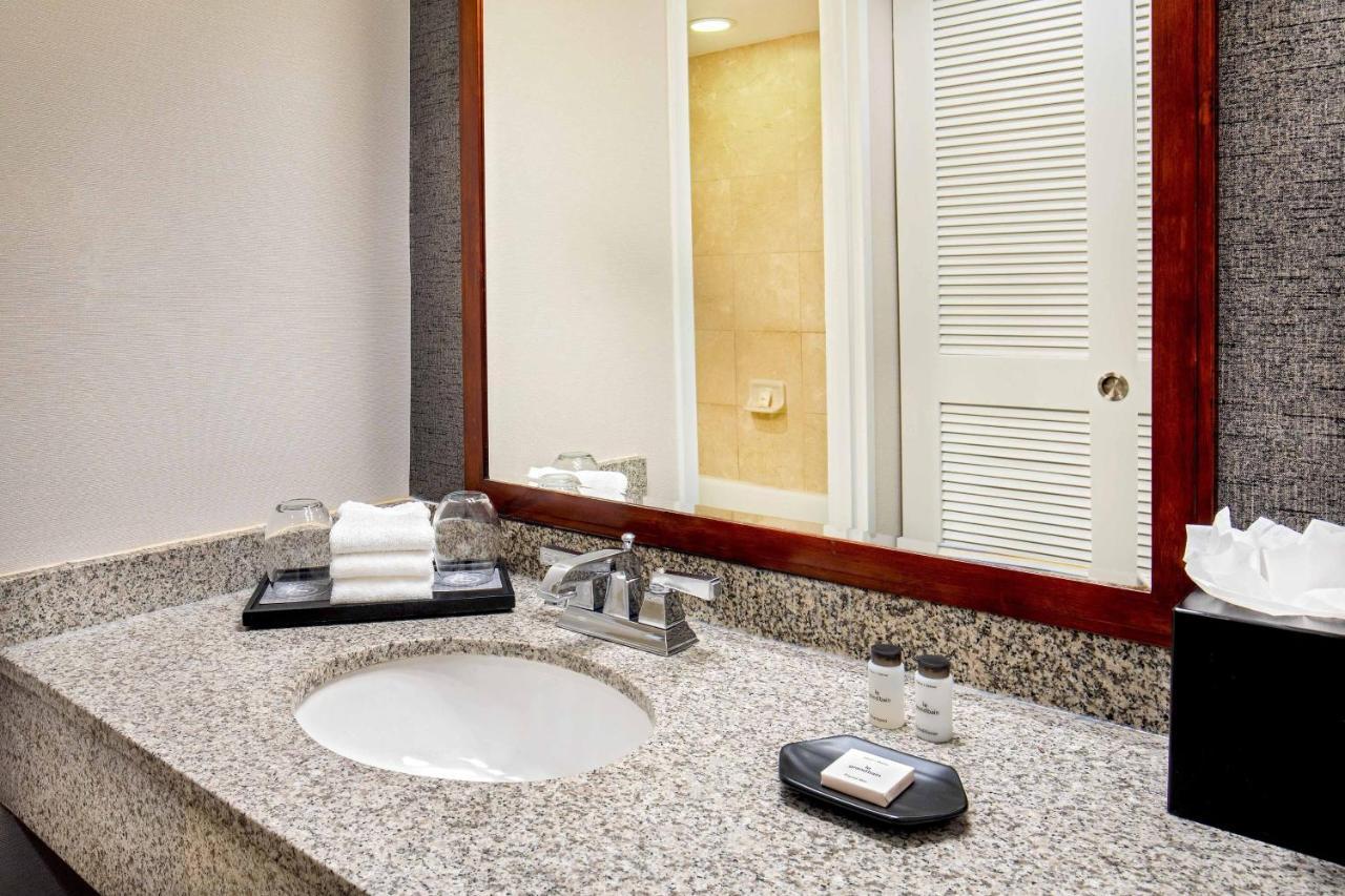 Guest room 2 Double Washington DC view City view Main